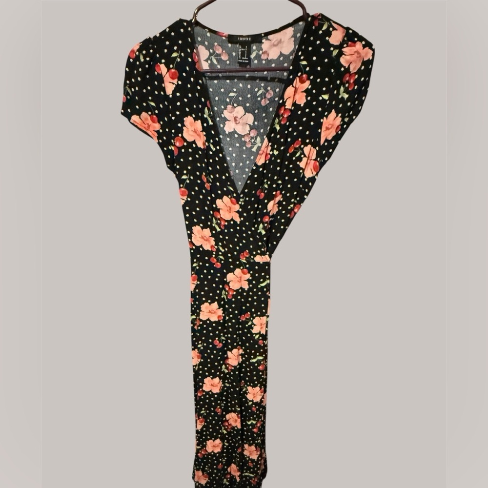 Forever 21 Floral Print Wrap Midi Dress - Picture 2 of 4